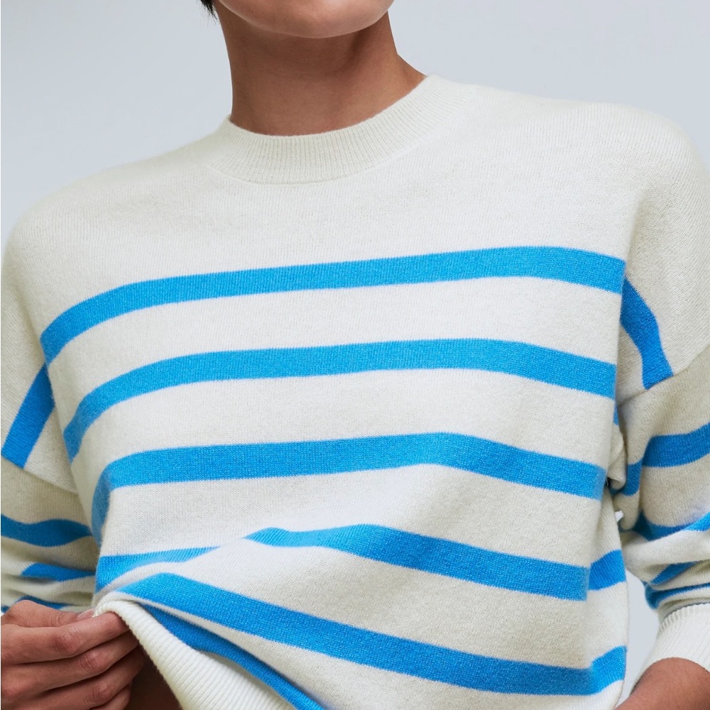 Madewell (Re)sponsible Cashmere Oversized Crewneck Sweater - Picture 5 of 11
